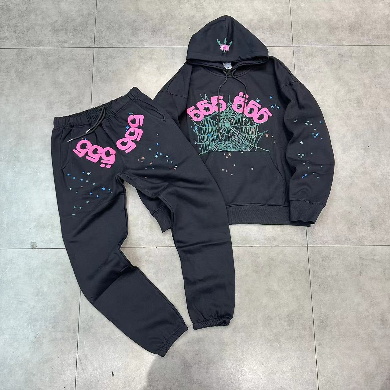 P*nk hoodie