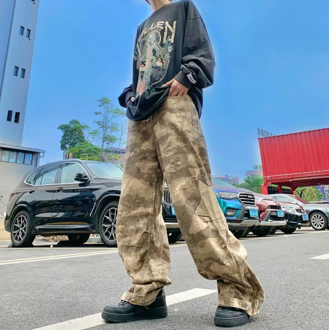 Retro star patch camouflage pants for men hiptop trend loose straight straight skinny street cargo pants lovers